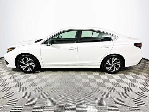 2022 Subaru Legacy Base
