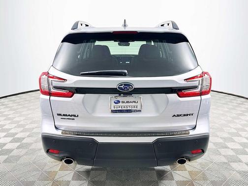 ICE SILV MET 2026 Subaru Ascent Premium 7-Passenger