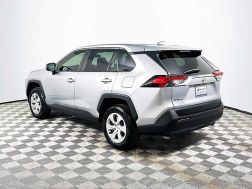 Silver Sky Metallic 2022 Toyota RAV4 LE