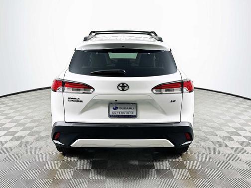 Wind Chill Pearl 2023 Toyota Corolla Cross LE