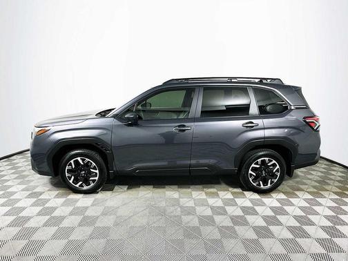 2025 Subaru Forester Base