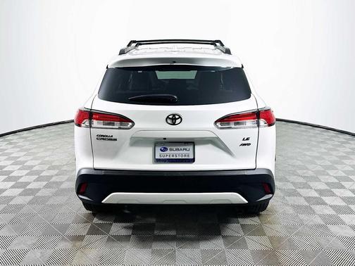 Wind Chill Pearl 2024 Toyota Corolla Cross LE