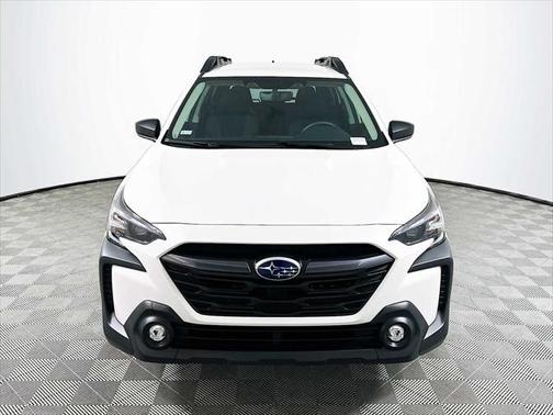 2025 Subaru Outback Base