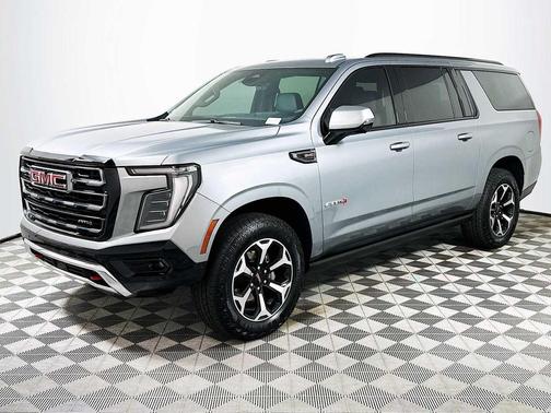 2025 GMC Yukon XL 4WD AT4