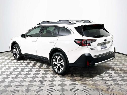 2022 Subaru Outback Touring XT