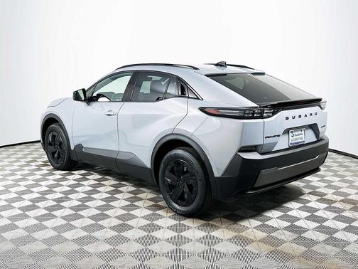 Metropolis Gray Metallic 2026 Subaru Uncharted Sport