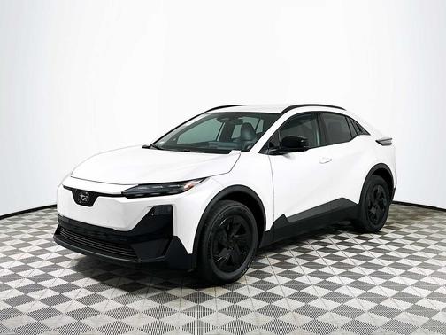 COSMIC WHT PRL 2026 Subaru Uncharted Sport
