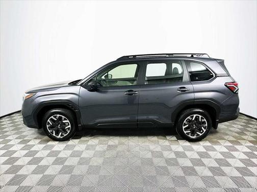 2025 Subaru Forester Base