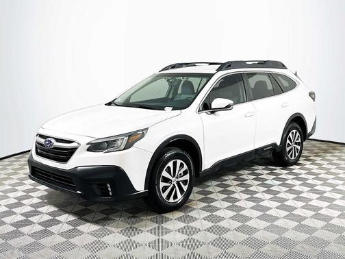 Crystal White Pearl 2022 Subaru Outback Premium