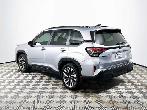 ICE SILV MET 2026 Subaru Forester Hybrid Touring
