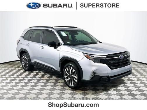 ICE SILV MET 2026 Subaru Forester Hybrid Touring