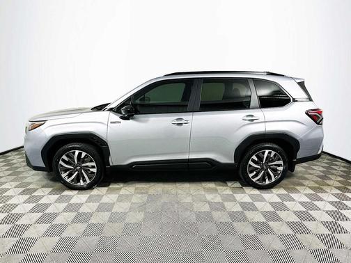 ICE SILV MET 2026 Subaru Forester Hybrid Touring