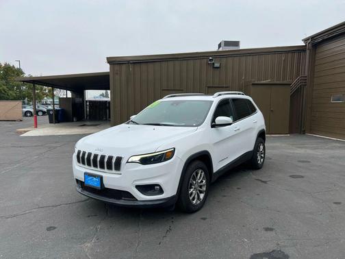 2021 Jeep Cherokee Latitude Lux