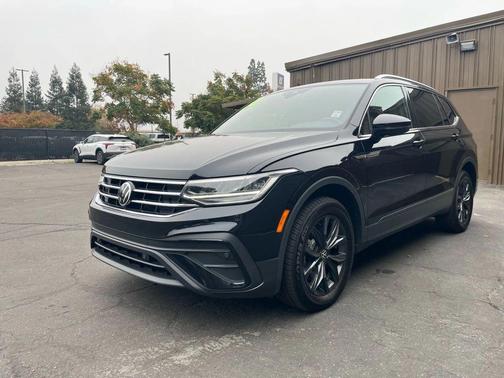 2024 Volkswagen Tiguan 2.0T Wolfsburg Edition