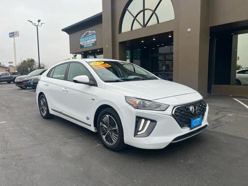 2020 Hyundai IONIQ Plug-In Hybrid SE