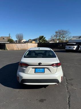 2022 Toyota Corolla LE