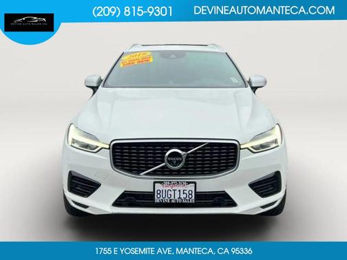 2019 Volvo XC60 Recharge Plug-In Hybrid T8 R-Design