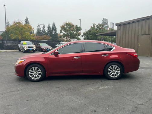 2016 Nissan Altima 2.5 S