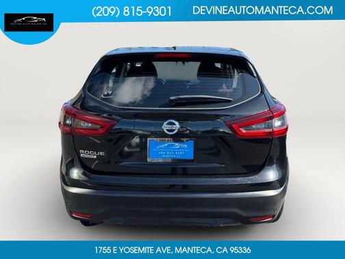 2022 Nissan Rogue Sport S