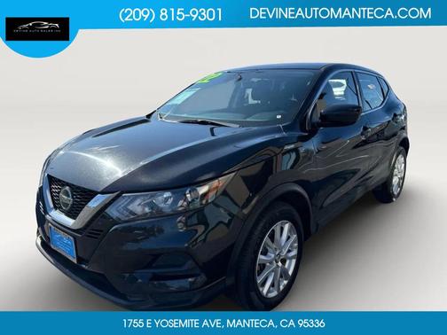 2022 Nissan Rogue Sport S