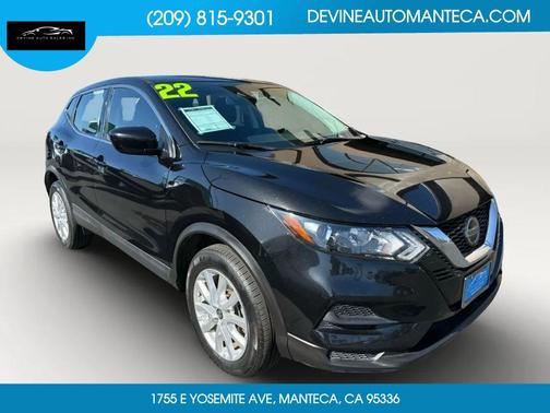 2022 Nissan Rogue Sport S