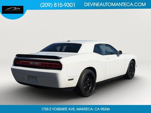 2010 Dodge Challenger SE