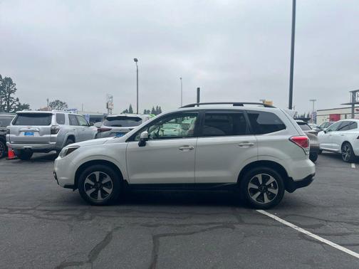 2017 Subaru Forester 2.5i Limited