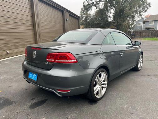 2015 Volkswagen Eos Executive Edition