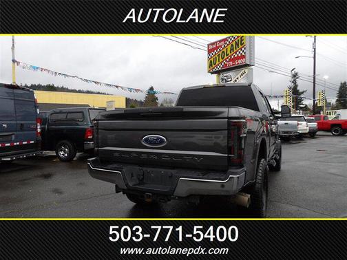 Magnetic 2017 Ford F-350 XLT