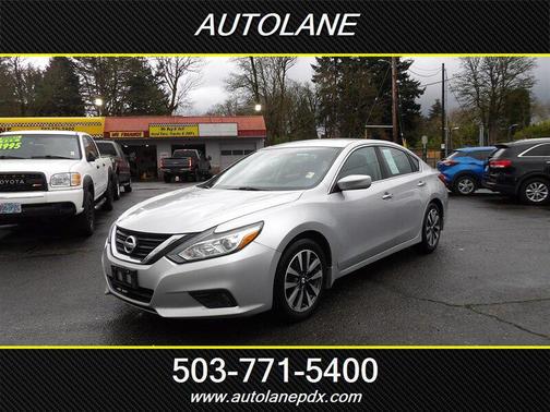 Brilliant Silver 2017 Nissan Altima 2.5 SV