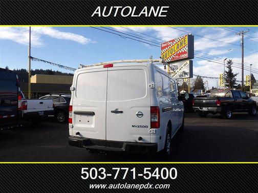 2018 Nissan NV Cargo NV2500 HD SV V8