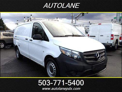 2018 Mercedes-Benz Metris Base