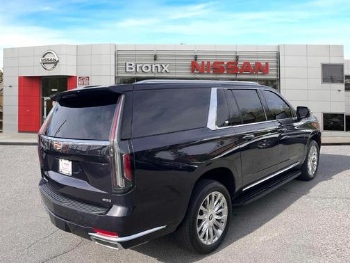 2022 Cadillac Escalade ESV Luxury