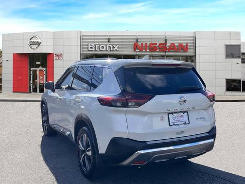 2021 Nissan Rogue Platinum