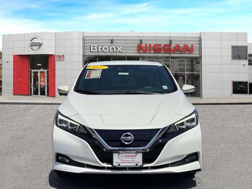 2022 Nissan Leaf SL PLUS