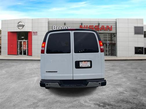 2024 Chevrolet Express 3500 LT