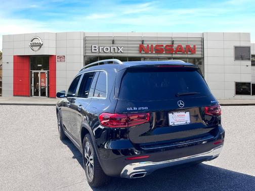 2024 Mercedes-Benz GLB 250 Base 4MATIC