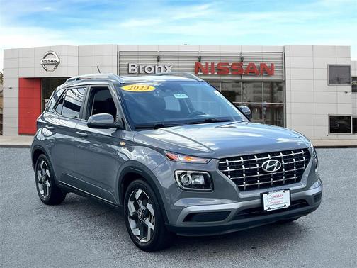 2023 Hyundai VENUE SEL