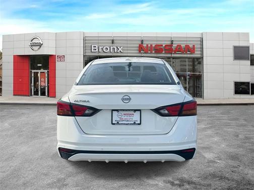 2025 Nissan Altima S