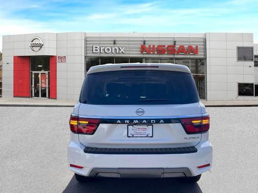 2024 Nissan Armada Platinum