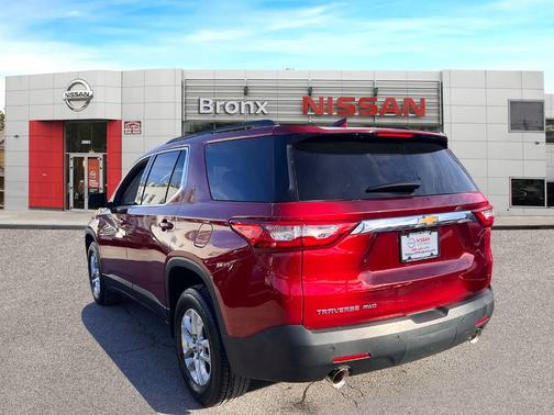 2021 Chevrolet Traverse LT Cloth