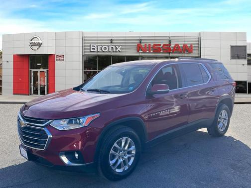 2021 Chevrolet Traverse LT Cloth