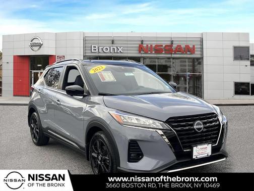 2023 Nissan Kicks SR