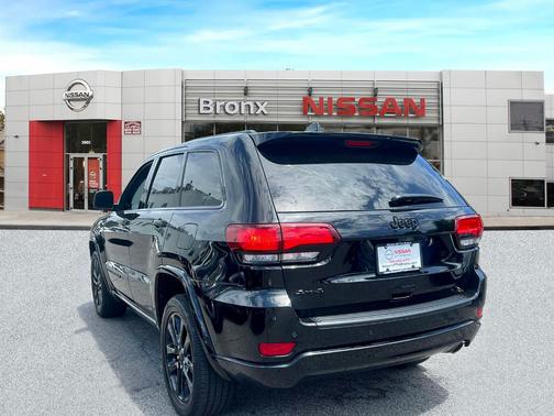 2022 Jeep Grand Cherokee WK Laredo