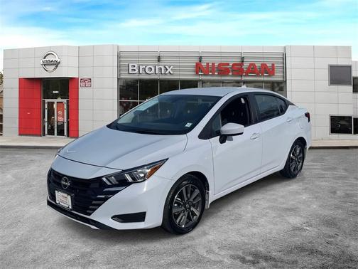 2024 Nissan Versa 1.6 SV