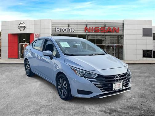 2024 Nissan Versa 1.6 SV