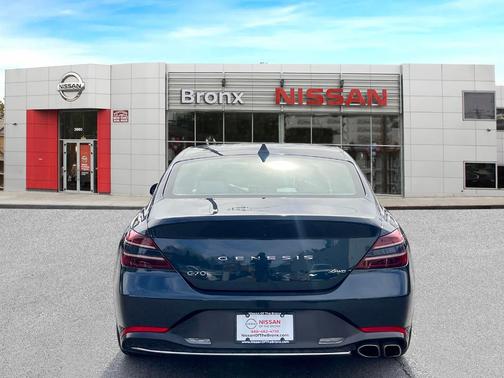 2023 Genesis G70 2.0T