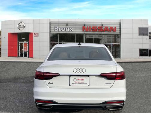 2022 Audi A4 40 Premium