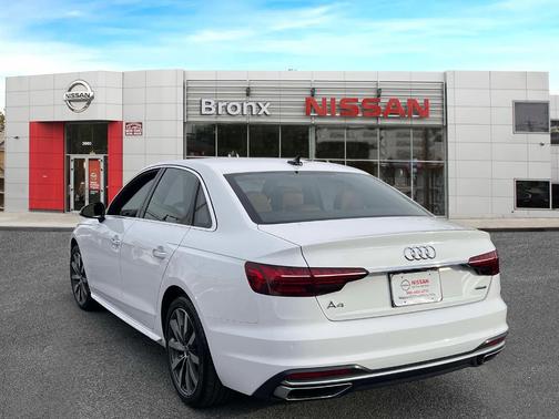 2022 Audi A4 40 Premium