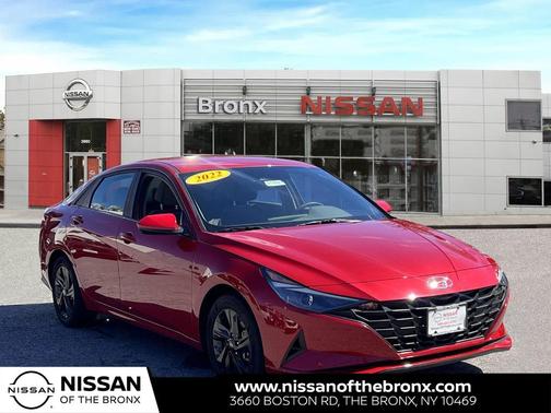 2022 Hyundai ELANTRA SEL